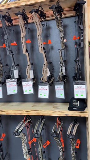 🚨 Who wants a 2025 Mathews Lift RS?! 🚨We’re giving you the chance to WIN one! 💥🎯 52 spots available💰 $20 per card📞 Call the shop, swing by, or hit us up on Venmo to grab your spot!This one’s gonna go FAST — don’t wait! Lets goooo! 🔥🏹 | Outback Archery of Joplin LLC