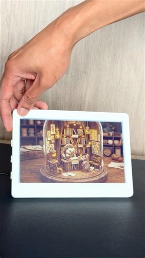 I built a silly e-ink picture frame with #raspberrypi