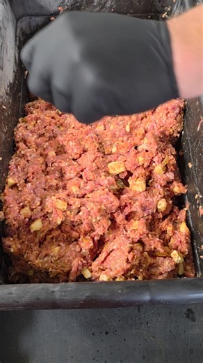 19 reactions · 10 comments | Mixing up a new sausage today! Take a guess as to what flavor you think it is! We'll reveal later today! #brownandbudnicks #dracut#sausage #youcantbeatourmeat | Brown and Budnick Meats | Facebook