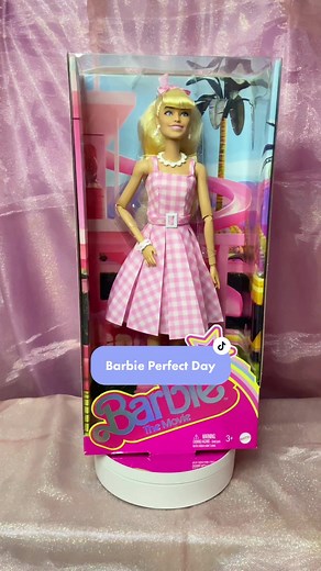 My first Barbie the Movie doll and definitely not the last #fyp #unboxing #dollsoftiktok #dolltok #doll #dolls #barbie #barbiethemovie #barbiemovie #margotrobbie #barbiegirl #pink