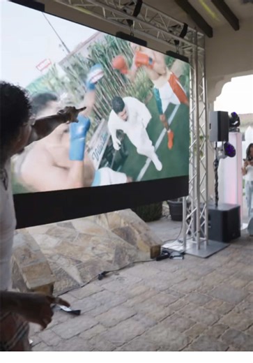 F*^%*% PROUD A*% Moment for Me!!! As a Brother , Watching my BLOOD 🩸 @El General During the SUPER BOWL W @Bad Bunny !! 🇲🇽🇲🇽🇲🇽 X🇵🇷🇵🇷🇵🇷🇵🇷🇵🇷 GOD IS THE GREATEST!!!!!!!🏈🏈🏈 #VargasParaRatooo #EmilianoVargas #LosVargas #Fypppppp #SuperBowl