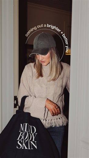 The Fitz Aesthetic Club™︎ on Instagram: "Nazneen, one of our Fitz Formula winners, flew in from LA for a visit with Michelle. This was her first time working with biostimulators (Sculptra) and HA filler, and the focus was exactly what we care about most: subtle, non-detectable results. The goal isn’t looking “done.” It’s looking brighter, more refreshed, and better in a way people can’t quite place. That kind of outcome only happens when you fully trust your injector and when your injector is ho