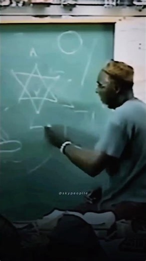 Predictive Programming 6🫲🤪🫱7 #shorts #explore #conspiracy #conspiracytheory #fyp #viral #foryou