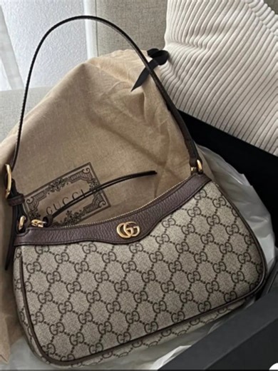 Gucci Ophidia Bag 👜✨ Timeless heritage luxury with modern vibes 🤍 The Gucci Ophidia Bag features iconic GG Supreme canvas, signature Web stripe, and classic gold-tone hardware — a perfect mix of vintage feel and contemporary style. Chic, versatile, and instantly elevates any look! 🔗 Link in bio | 📩 DM for link to shop #bag #viral #luxury #dh8finds #affordablefinds