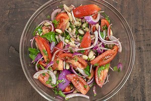 10-Minute Turkish White Bean Salad (Piyaz)