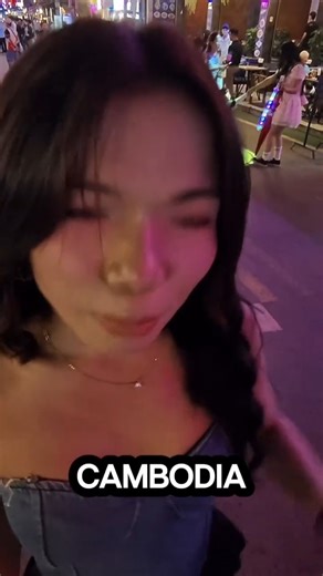 Typical Pretty and Friendly #Cambodian Girl 🇰🇭 Working in Thailand 🇹🇭 . Credit: yarigrech | Thai Culture to the World