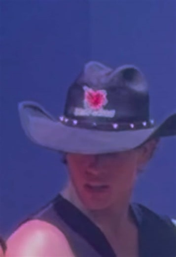 Tienes una? @Despecho 🫶🏻 Viernes y Sabados de 7pm a 3am 📍 Av Tamaulipas 134, Condesa CDMX. #despechomx #despecho #gdl #vaqueros