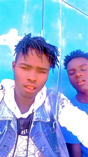 Vidéos de Auta87 (@auta8796) avec son original - R ONE 💠