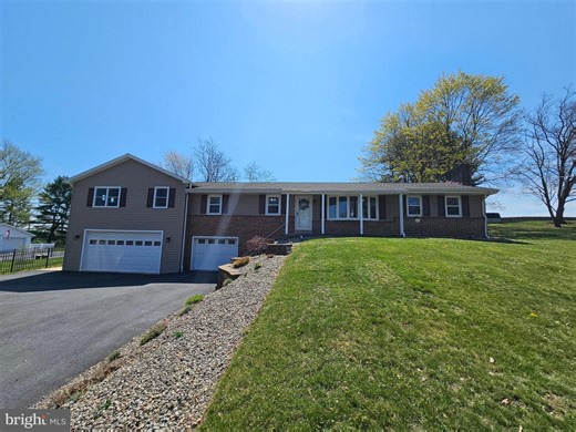 6021 Devonshire Heights Rd, Harrisburg, PA 17112 - MLS PADA2058416 - Coldwell Banker