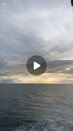 @leluhurlucu on Instagram: "🫣 #memengakak#hatihatidiinternet #humorindonesia #hitzeedsamlekom #hati2diinternet #shitpostindonesia #shitpostindo #shitpostlucu #awreceh #awrecehid #windahbasudara #erpan1140 #1cak #ngakaksehat"