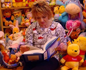 The world's largest collection of Winnie the Pooh memorabilia fills 4 rooms in 2 houses. | Yahoo Entertainment