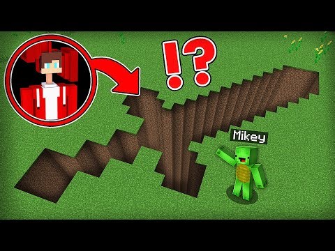 Mikey found the SIREN HEAD JJ's BIGGEST SWORD in Minecraft - Maizen
