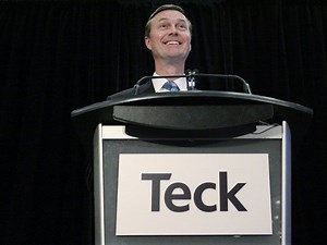 Teck prices US$2-billion debt offering