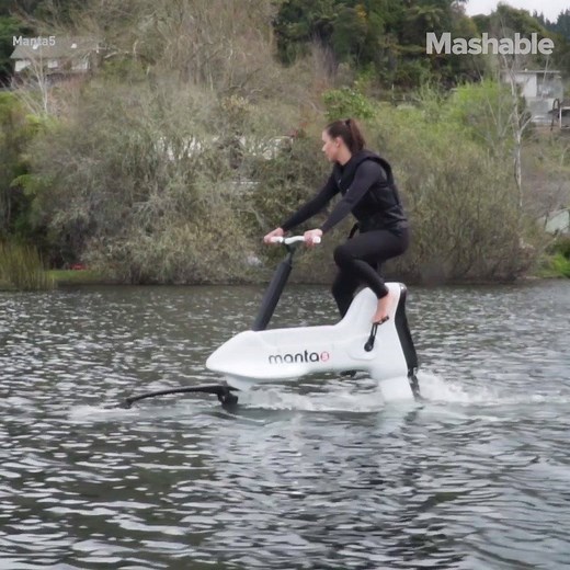 This hydrofoil e-bike will let you bike on water. | Mashable
