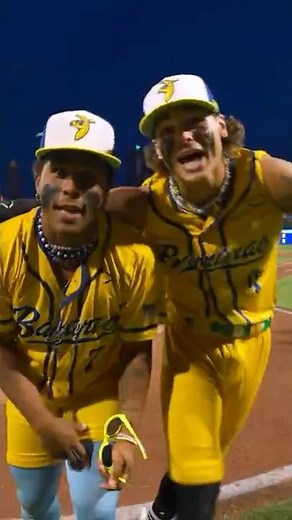 TWO Jacksons for the price of one?? What a steal! 🤑 #mlb #savannahbananas #baseball #bananaball