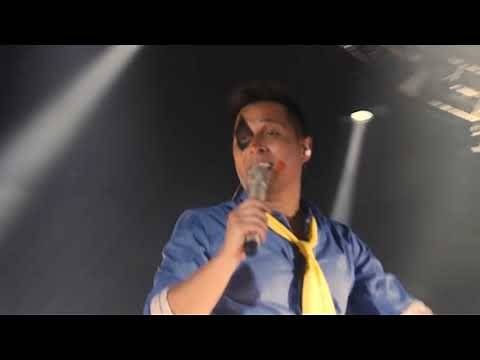 Los Caligaris - Kilómetros (DVD "El Show Más Feliz Del Mundo")