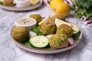 Simple Baked Spinach Falafels – Vegan in the Freezer