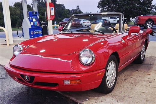 No Reserve: 1991 Alfa Romeo Spider Veloce