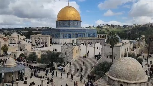 1.6M views · 57K reactions | Tens of thousands of worshippers mark the first Friday prayer of Ramadan. Ramadan Mubarak #ramadan | Israel Ministry of Foreign Affairs | Facebook