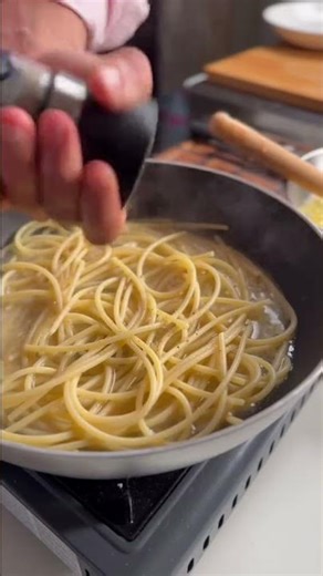 12/4/26: Fabiuccio's Recipes "The perfect carbonara? If you don't make it like this, you're doing...