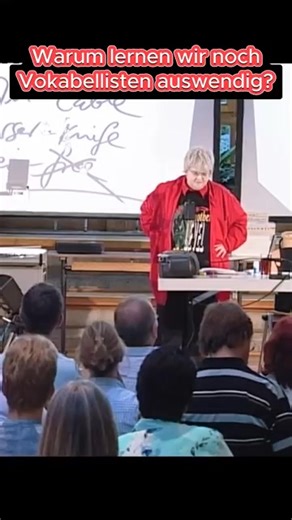 📚 Sprachen lernen wie ein Genie – nach den Prinzipien von Vera F. Birkenbihl, weiterentwickelt von Josua Kohberg. Viele Menschen quälen sich mit Grammatikregeln, Vokabelkarten und Sprachkursen, die mehr frustrieren als Ergebnisse bringen. Am Ende bleibt oft das Gefühl: „Ich habe einfach kein Talent für Sprachen.“ Doch schon Vera F. Birkenbihl, die berühmte Lern- und Gedächtnistrainerin, wusste: So lernt unser Gehirn nicht. Sie entwickelte ein revolutionäres Konzept – gehirngerechtes Lernen. Kei