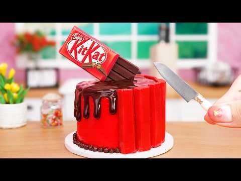 Tiny KitKat Chocolate Cake 🍫 Delicious Miniature KitKat Dessert Recipe | Tiny Cooking House
