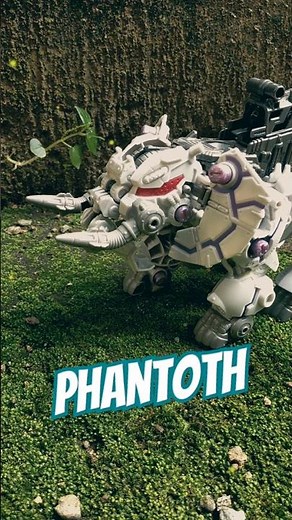 Zoids Wild Phantoth in Action