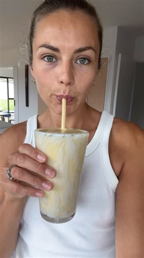 Olivia Eve Murphy 🤎 on Instagram: "Save this for later Babe’s it’s a whole vibe. 🥭 Healthy Vegan Mango Lassi (with Vanilla Protein + Coconut Milk) Ingredients 1–1½ cups frozen mango (or fresh ripe mango) 1 scoop vanilla protein I used @mitchells.nz 1 cup unsweetened coconut yogurt ½–1 cup coconut milk 1–2 tsp maple syrup or 1 pitted date (optional) ½ tsp ground cardamom (optional) Squeeze of lime (optional) Ice cubes if using fresh mango Instructions Add all ingredients to a blender. Blend unt
