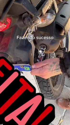 How to Remove a Stuck Key from Motorcycle Ignition