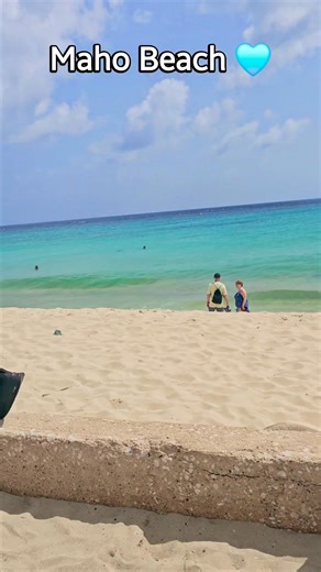 11 reactions | St. Maarten  Maho Beach 冀 | Tatiana Gavrilenko | Facebook