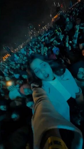 Happy New Year 2026 Reels Capcut Template | 2025 Signing Off Reel Template