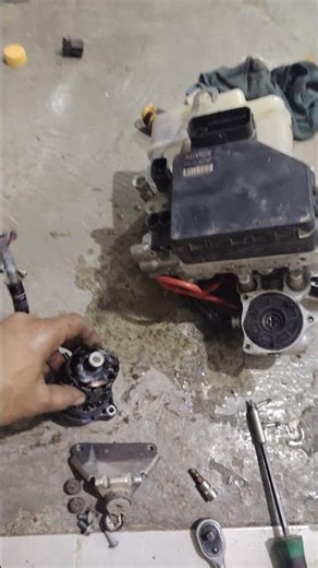 #automobile Toyota Land Cruiser, aBS motor, problem,