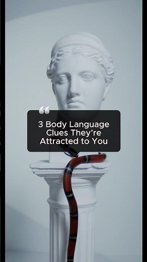 3 Body Language Cues They're Attracted to You 👀