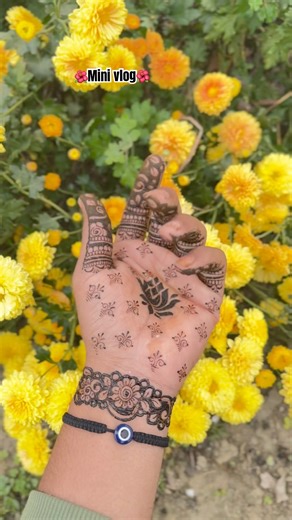 #mehndi #newstylishmehndi #henna #fashion #sidemehndi