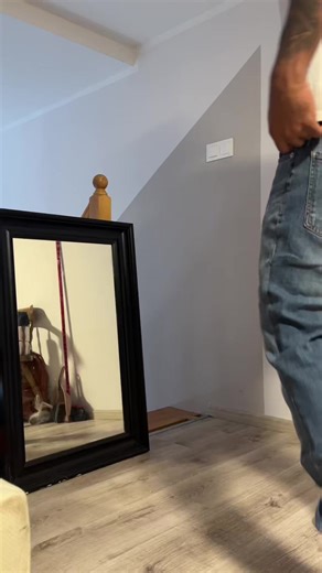 Filmy użytkownika set_username_0 (@set_username_0) z muzyką original sound - Emotionallove2x