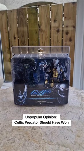 @spartanuruk on Instagram: "Unboxing the Neca AVP Celtic Predator vs Grid Alien 2 pack 🔥 I still stand by that the Celtic should have won! He had the Grid Alien and just needed to finish him off, he took too long! 😭😭 Imagine if he survived and was in the film for longer and we got another fight scene with Scar and Celtic with their Plasma Canons, it would have been a totally different outcome. I still cant accept that the Grid Alien defeated both the Celtic and Chopper! 😪 Anyhow I hope you g