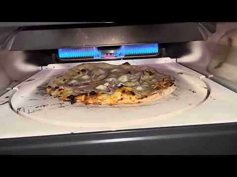 Just a quick demonstration of what to expect with the NEXGRILL Ora 16 gas fired pizza oven