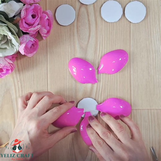 758K views · 9.5K reactions | Let's make a wonderful wall decoration in rainbow colors from plastic spoons #crochet #knitting #reels #reelsfb #viral #viralreels #viralvideo #video #handmade #crafts #creative | Yeliz Craft | Facebook