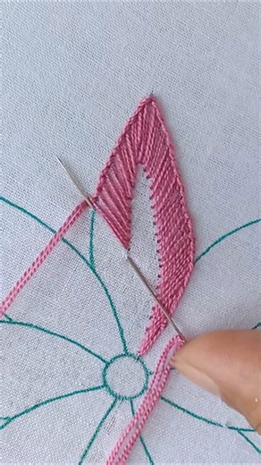 Buttonhole stitch Basic hand embroidery 🪡 #ruphandicraft #handembroidery #embroidery #art #flowers