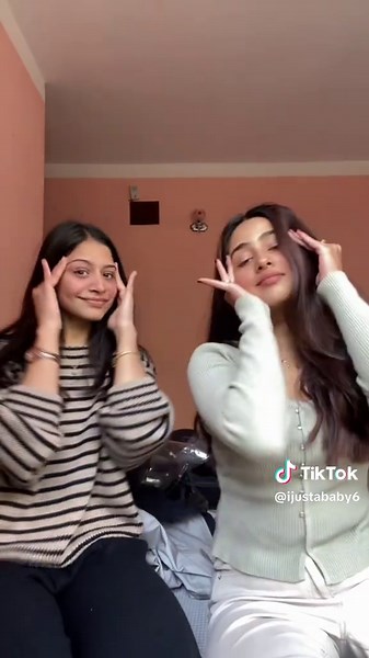 Understanding Complicated Relationships in Double Dates