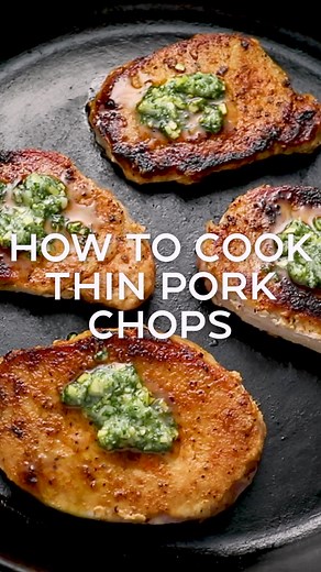 Learn how to cook thin pork chops perfectly! #theendlessmeal #pork #porkchops #thinporkchops #dinner