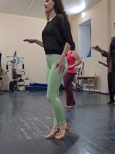 Discover Latin Lady Style | Bachata Dance Tips