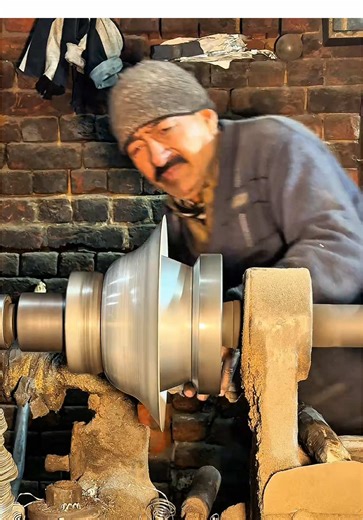 Watch Raw Metal Become a Perfect Cooking Vessel #tiktok #foryou #usa #satisfying #asmr