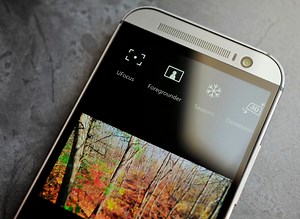 HTC updates Photo Edit app with 'Seasons' effect to bring your photos to life