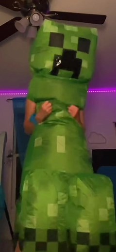 Im back besties #creeper #minecraft #minecraftmemes #minecraftcreeper #creepa #creeper #fyp #viral #bringmetolife #evanescence