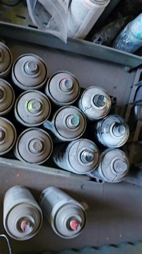 All spray paint on a 16x20 canvas #spraypaintart #art #artreels #painting | Amethyst Vazquez