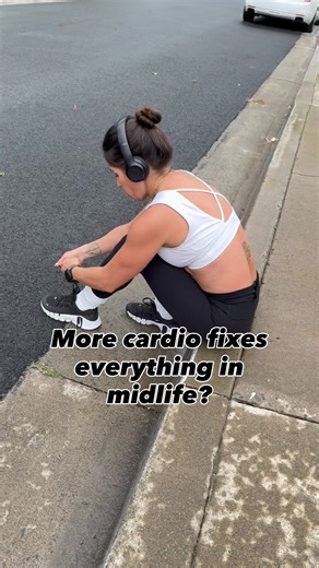 Excess cardio increases overall stress load. In midlife, recovery capacity shifts. Muscle preservation becomes critical for insulin sensitivity, metabolic health, and bone protection. More output isn't the answer. Strategic strength training protects what midlife is trying to take. Set Apart Fitness Online Strength Coach for Women 40 Strong Over Skinny https:/setapartwellness.com/ #womenover40 #hormonehealth #onlinefitnesscoaches #perimenopausesupport #perimenopause