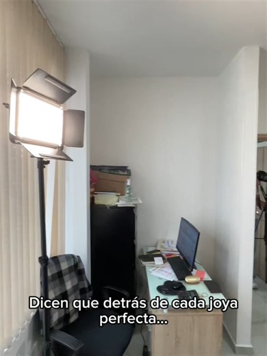 Detrás de cada joya: risas y trabajo en equipo