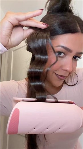 Mermaid waves using the Wavytalk Power Wave Hair Crimping Iron 👩🏽‍🦱 #wavytalk #wavytalkhair