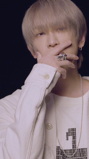 #変身 Teaser #1 “WHITE” #小山慶一郎 NEWS 15th ALBUM「変身」 2025.8.6 Release🎭 #NEWS_変身 #すべてを変えろ